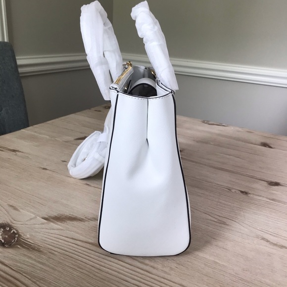 WHTE MICHAEL KORS PURSE W/ CROSSBODY -MSRP $328!! - Picture 7 of 12